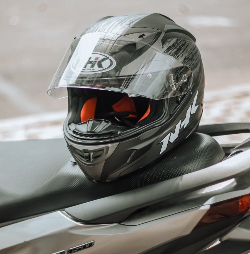 Casco protector para motocicleta